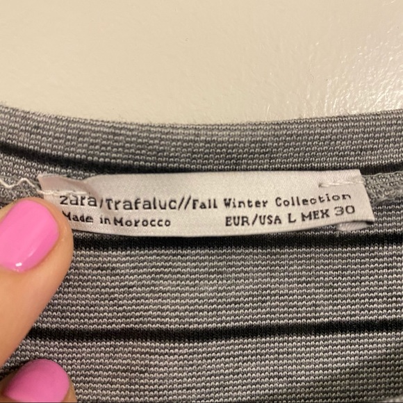 🦄3 for $10🦄 Like New Zara T-shirt Dress - Picture 3 of 4